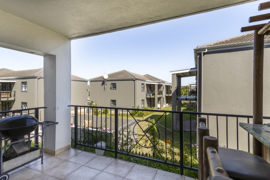 To Let 2 Bedroom Property for Rent in Heritage Park Western Cape